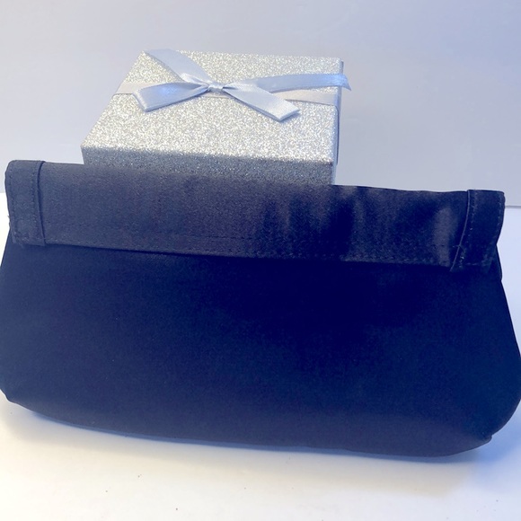 Black Clutch purse with bow and sparkle accents - Picture 3 of 3